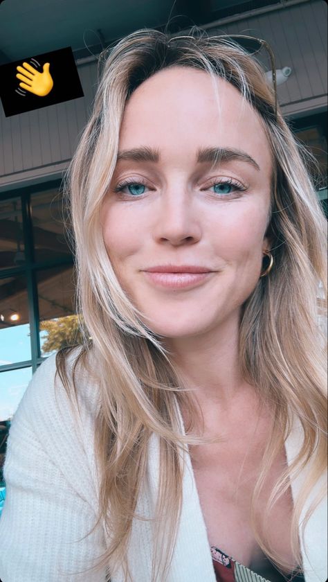 Caity Lotz 2023 Horror Films, Comic Book Genres, Caity Lotz, The Cw Shows, The Cw, Find Picture, Ig Story, Nice Tops, American Actress