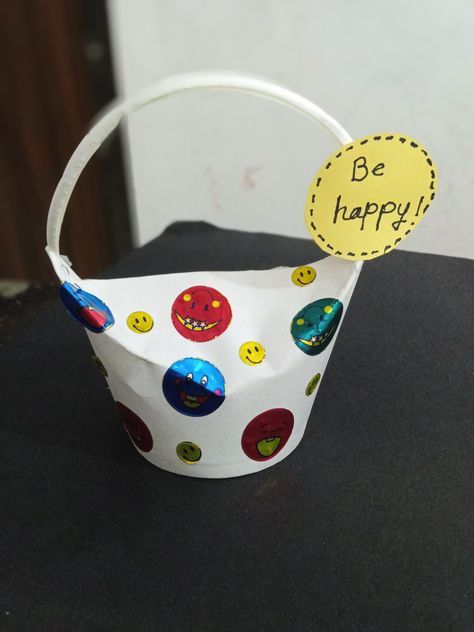 🤩😜Paper cup Gift ideas||Reusepapercup#gift#papercupgift#papercupbasket#giftbasket#giftwrapping#diy Cup Gift Ideas, Christmas Gift Wrapping Diy, Ideas With Paper, Diy Gift Wrapping, Paper Cups, Diy Crafts For Gifts, Fun Diy Crafts, Cup Gifts, Fun Diy