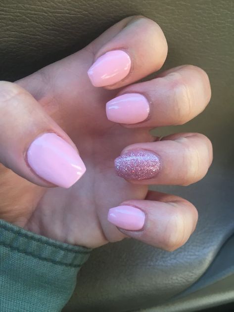 Nails Very Short Coffin Acrylic Nails, Small Coffin Shape Nails, Super Short Coffin Acrylic Nails, Short Coffin Shape Nails Pink, Small Coffin Nail Ideas, Short Coffin Gel Nails, Small Acrylic Nails, Short Coffin Nail Ideas, Light Pink Acrylic Nails