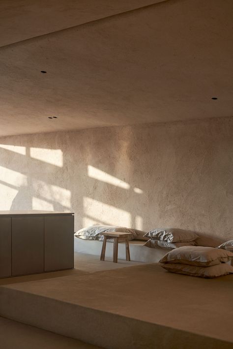 HOOF – Bone Architecture Textured Clay, Concrete Effect Paint, Clay Plaster, Loft Interior, Barn Renovation, Brutalist Design, Japandi Interior, Corner Decor, Tea Design