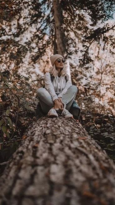 Dusk Photoshoot Ideas, Bailey + Core + Aesthetic, Autumn Fotoshooting Ideas, Wood Pile Photoshoot, Meditation Photoshoot Ideas, Nature Trail Photoshoot, Fun Photo Shoot Ideas Creative, Self Photoshoot Outside, Big Bear Photoshoot