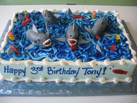 Sharks Sheet Cake by Beautiful Cakes, via Flickr - are those Twinkie sharks?! Shark Sheet Cake, Ocean Birthday Cakes, Drake's Birthday, Gummy Fish, Underwater Birthday, Shark Birthday Cakes, Ocean Shark, Ocean Birthday Party, Shark Themed Birthday Party