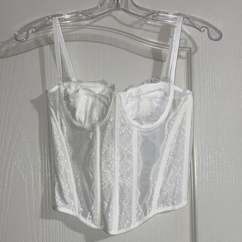 Purchased From Amazon, Similar To The Urban Outfitters Corset Top. Never Worn, Perfect Condition Super Cute For A Night Out! Urban Outfitters Corset Top, Modern Love Corset, Urban Outfitters Corset, White Lace Corset, Burgundy Crop Top, White Corset Top, Knit Tweed, Cream Crop Top, Free People Bodysuit