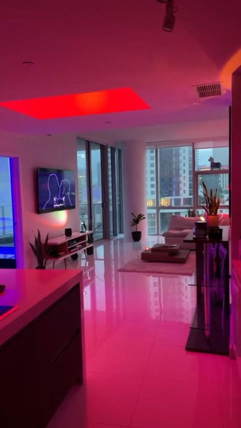 Miami Apartment, Apartment View, Minimalist Apartment Style, Minimalist Apartment, Future Apartment Decor, Apartment Aesthetic, Dream House Rooms, Apartment Style, Apartment Decor Inspiration