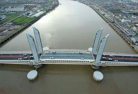 France Rickety Bridge, Bridge Architecture, Lift Bridge, Road Bridge, Bridge Building, Bridge Design, A Bridge, Civil Engineering, Countries Of The World