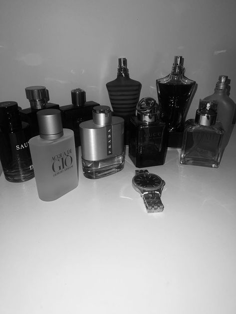 Cologne Collection Aesthetic, Cologne Aesthetic, Cologne Collection, Jasmine White, Best Perfume For Men, Best Fragrance For Men, Gentleman Aesthetic, Cologne For Men, Trendy Boy Outfits