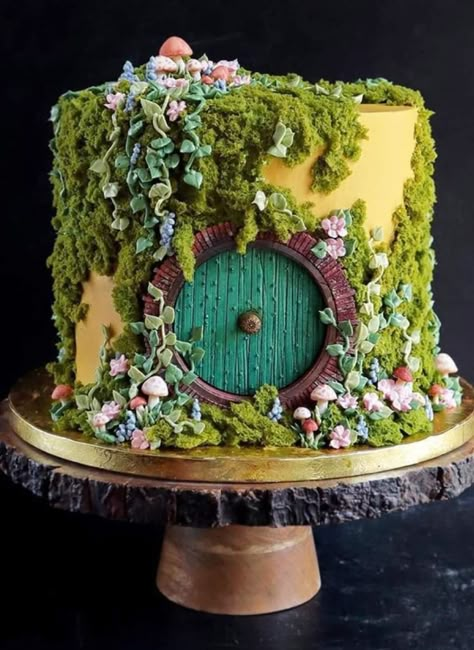 Hobbit Cake, Lord Of The Rings Wedding, Hobbit Wedding, Lotr Wedding, Hobbit Party, Cake Number, Ring Cake, Fantasy Cake, Cake Gallery