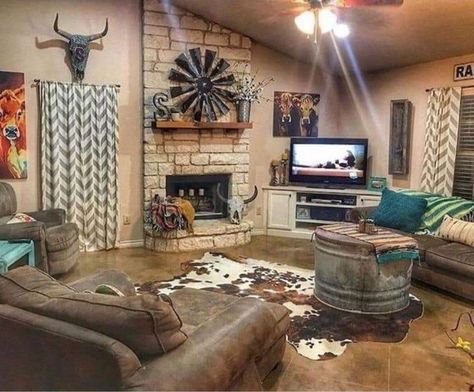 Western Living Room Ideas, Western Living Rooms, Winter Living Room Decor, Western Living Room Decor, Cozy Farmhouse Living Room, Western Living Room, Winter Living Room, Western Rooms, Apartment Decoration