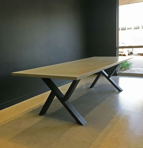 Dining Table Industrial Design, Wooden Table With Metal Legs Diy, Wood Table Iron Legs Ideas, Wooden Dining Table Metal Frame, Metal Masa, Meja Industrial, Diy Wood Desk, Metal Table Frame, Table Base Design