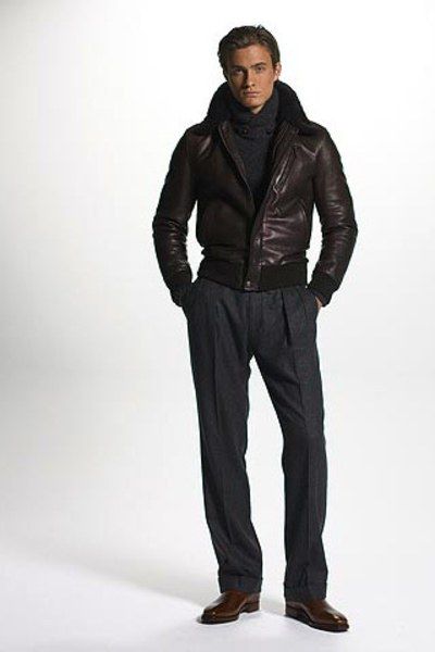 Ralph Lauren Fall 2005 #Menswear Collection - Vogue #fashion #männermode #ralphlauren Leather Jacket Men Style, Ralph Lauren Menswear, Ralph Lauren Fall, Ralph Lauren Style, Winter Outfits Men, Menswear Fashion Show, Menswear Fashion, Menswear Collection, Vogue Runway