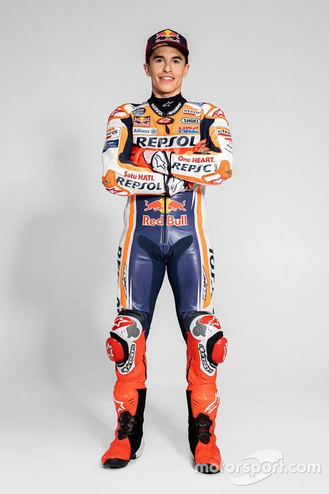 Leather Fashion Men, Repsol Honda, Honda Racing, Motorcycle Racers, Motorcycle Suit, Biker Gear, Marc Marquez, Racing Suit, Moto Gp