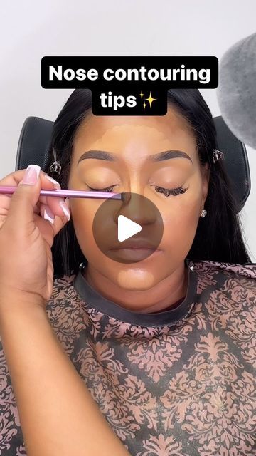 Goddess✨ | Esthetician 💆🏽‍♀️| Makeup Guru 💄| on Instagram: "Nose Contouring Tips ✨ ✨Using a small fluffy or angled brush, draw two lines down both sides of the nose connecting the lines to the brow bone. This step can be tedious because you are constantly using an up & down motion to shape/sculpt the nose to your liking. ✨Make sure the contour is about 2 shades darker than your skin tone to give the illusion of a slimmer nose. ✨Highlighting the bridge of your nose using a color that’s 1-2 shades lighter than your skin tone to finish the dimension of the slim nose profile. I HOPE THESE TIPS HELPED 🫶🏽 PLEASE LIKE, COMMENT & SHARE✨ • • • #michiganmua #michiganmakeup #michiganmakeupartist #michiganhair #michiganhairstylist #detroitmua #detroitmakeup #detroitmakeupartist #detroithair # Slimmer Nose, Nose Profile, Slim Nose, Contouring Tips, Small Nose, Draw Two, Nose Contouring, Contour Line, Nose Shapes