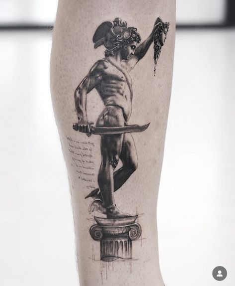 Realism Statue Tattoo, Perseus And Medusa Tattoo, Michael Angelo Tattoo, Perseus Tattoo, Perseus And Medusa, Detailed Tattoos, Roman Tattoo, Hyper Realistic Tattoo, Country Tattoos