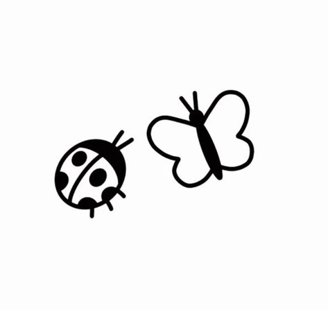 Simple Ladybug Tattoo Outline, Simple Ladybug Drawing, Ladybug Line Art, Ladybug And Butterfly Tattoo, Ladybug Drawing Simple, Simple Bug Tattoo, Simple Ladybug Tattoo, Ladybug Black And White, Ladybug Doodle