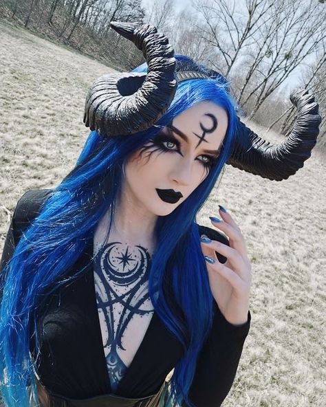 Lilith Demon, Blue Astrid, Demon Makeup, The Satanic Bible, Female Demons, Blue Demon, Alt Girls, Dark Fairy, Up Costumes