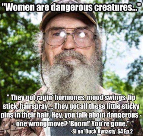 Uncle Si! He's my fave Si Robertson, Duck Dynasty Quotes, Duck Dynasty Family, Duck Commander, Funny Duck, Duck Dynasty, Look Here, Full Episodes, Look At You