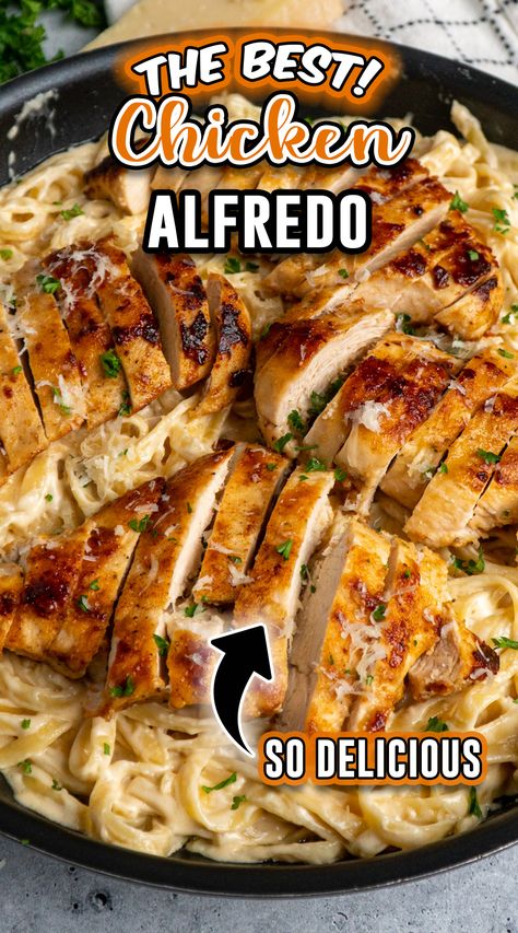 Parmesan Chicken Alfredo, Fettucini Alfredo Chicken, Easy Chicken Fettuccine, Chicken Fettuccine Alfredo Recipe, Easy Chicken Fettuccine Alfredo, Fettucini Alfredo Recipe, Fetuccini Alfredo, Simple Chicken Alfredo Recipe, Garlic Parmesan Chicken Pasta