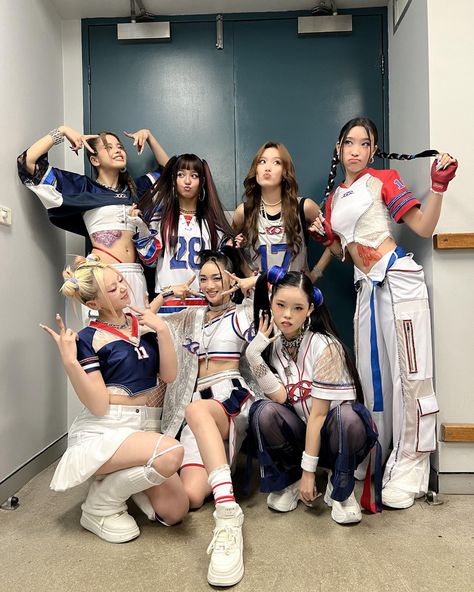 Dance Crew Outfits, Forever My Girl, Preformance Outfits, Ordinary Girls, Jersey Outfit, Concert Fits, Dance Teams, October 20, Team Apparel