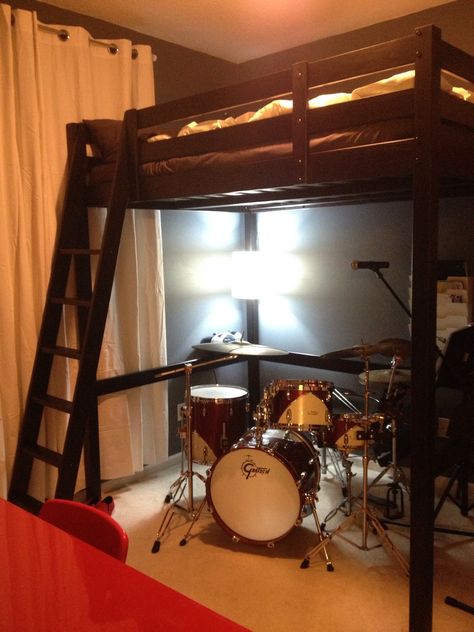 This would be perfect for my little drummer =) Boys Bedroom Paint, Music Bedroom, Kids Twin Bed, Drum Room, Home Music Rooms, Bunk Beds With Stairs, Music Studio Room, Dekorasi Kamar Tidur