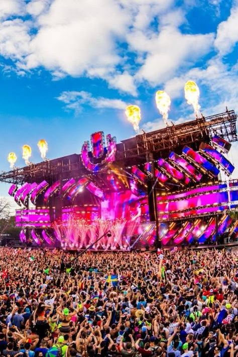 Ultra Miami, Manifesting 2024, Vision Board Pics, Signed Contract, Dj Setup, Ultra Music Festival, Edm Music, Edm Festival, Dubstep