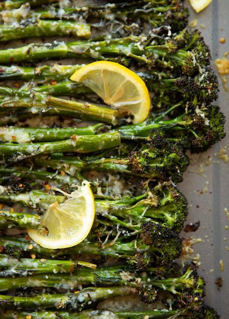 Roasted Broccolini Broccolini And Asparagus Recipe, Best Broccolini Recipes, Baked Broccolini, Broccolini Recipe Side Dishes, Broccolini Roasted, Brocollini Recipes, Roasted Broccolini Recipe, How To Cook Broccolini, Broccolini Recipe