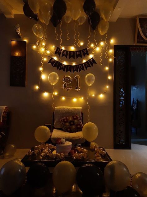 Surprise Birthday Decorations, Birthday Decorations At Home, Happy Birthday Decor, Birthday Room Decorations, Birthday Party At Home, Boy Birthday Decorations, Simple Birthday Decorations, Decor Ideas Bedroom, 21st Birthday Decorations