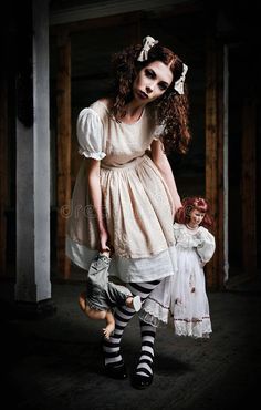 Doll Costume Women, Scary Girl Costumes, Broken Doll Halloween Costume, Scary Girl Halloween Costumes, Scary Doll Costume, Broken Doll Halloween, Creepy Doll Costume, Porcelain Doll Costume, Creepy Halloween Costumes