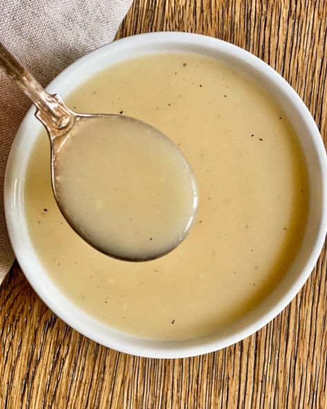 Mother Sauce, Creamy Peppercorn Sauce, Turkey Gravy From Drippings, Garlic Parmesan Wings, Turkey Gravy Recipe, French Sauces, Light Sauce, Peppercorn Sauce, Baked Chicken Breast