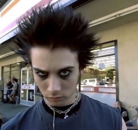 Jesus Of Suburbia, Chica Punk, Spiked Hair, Spiky Hair, Punk Hair, Hair Reference, Discord Server, 영감을 주는 캐릭터