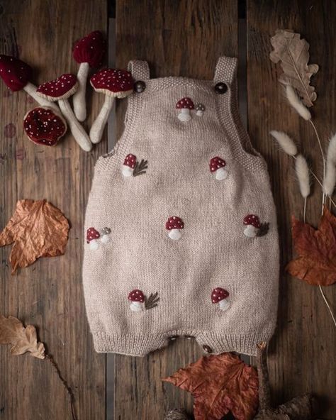 Mushroom Clothing, Nature Baby, Knitting Baby Clothes, Diy Newborn Clothes, Baby Clothes Crochet, Baby Knits, Next Baby Clothes, Fairytale Baby Shower, H&m Baby