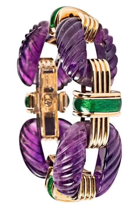 David Webb bracelet featuring amethyst with green enamel, gold, and diamonds. From Tiina Smith. David Webb Jewelry, Brown Diamond Ring, Extraordinary Jewelry, Jewelry Illustration, Jewelry Education, David Webb, Ear Clips, Jewellery Marketing, Enamel Bracelet