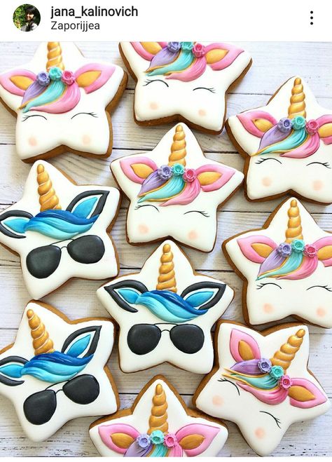 Unicorn Face Cookies Decorated, Unicorn Icing Cookies, Unicorn Royal Icing Cookies, Unicorn Sugar Cookies Royal Icing, Unicorn Decorated Cookies, Unicorn Cookies Decorated, Cookies Unicornio, Unicorn Birthday Cookies, Unicorn Sugar Cookies