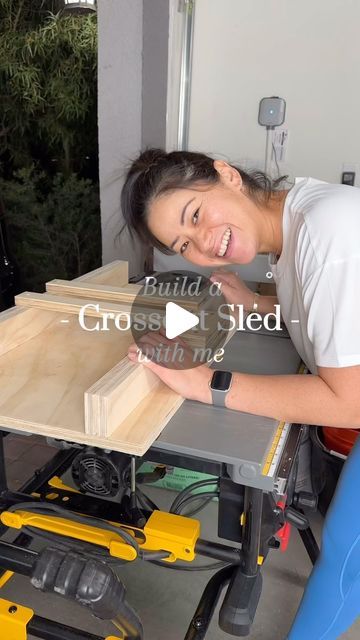 Deedee Oguma | DIY and Decor on Instagram: "⚠️ Crosscutting wood (against its grain) is dangerous on a table saw for a number of reasons. That’s why some genius 🧐 invented the crosscut sled: so that we could safely and, also, more effectively make clean and repeatable cuts.  If you’re new to woodworking like I am, you’re overwhelmed by the safety measures you have to take to feel confident with power tools. 😩 So when I found these free crosscut sled plans from @steveramsey_wwmm, I was so relieved, because I wasn’t sure I was skilled enough to make a super fancy one like I’d seen on so many YT videos. 😳 Steve’s plans were super simple, easy to follow and very beginner friendly. Check him out if you love woodworking like me! 🪵 • • • • #Woodworking #Woodwork #DIY #LadiesWhoDIY #CrosscutSl Diy Crosscut Sled Table Saw, Crosscut Sled Plans Table Saw, Table Saw Projects Beginner, Crosscut Sled Plans, Diy Table Saw Sled, Table Saw Sled Plans, Saw Table Diy, Diy Wooden Cross, Table Saw Crosscut Sled