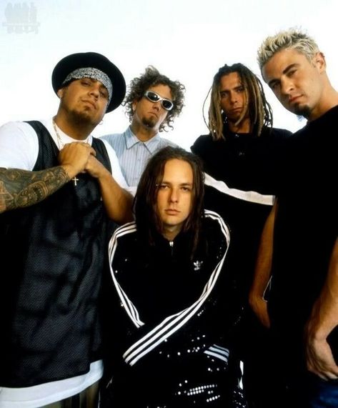 Munky Korn, 90s Rock Bands, Korn Band, Jonathan Davis, Limp Bizkit, Destroyer Of Worlds, Heavy Metal Music, Band Stuff