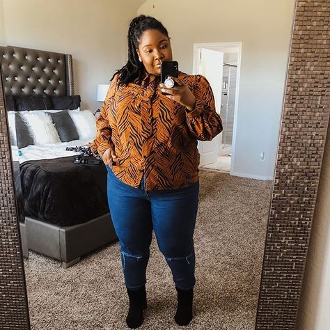 Is Shein plus size friendly? Do their outfits fit plus size women? All of these questions are definitely valid, and I have them answered in my try on haul on my Instagram page and YouTube channel. Click the image to head to my IG page now :) #plussizestyle #plussizeoutfits #plussizefashion Casual Plus Size Outfits, Shein Plus Size, Faux Leather Jeans, Can We Talk, Try On Haul, Plus Size Winter, Curve Fashion, Holiday Outfit, Fashion Group