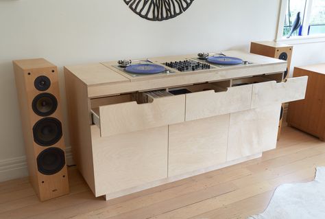 Home Dj Booth, Turntable Furniture Design, Turntable Furniture, Music Room Design, Dj Table, Dj Room, Record Room, Garage Remodel, Dj Setup