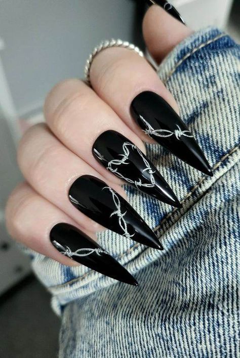 Black And Blue Nail Designs, Emo Nails Acrylic, Trap Nails, Alt Nails, Alternative Nails, Black And Blue Nails, Gothic Nail Art, Fingernail Ideas, Goth Fits