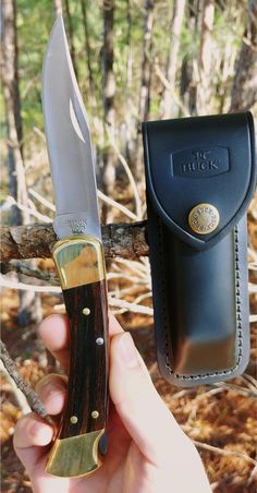 Beautiful Knives, Hunter Knife, Buck Knives, Dream List, Hunting Tips, Survival Equipment, Camping Tools, Guy Stuff, Knife Collection