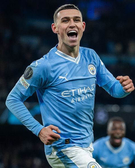 Foden Manchester City, Phil Foden, Pablo Gavi, Football Is Life, Fan Style, Cameron Boyce, Man City, Manchester City, Soccer Players