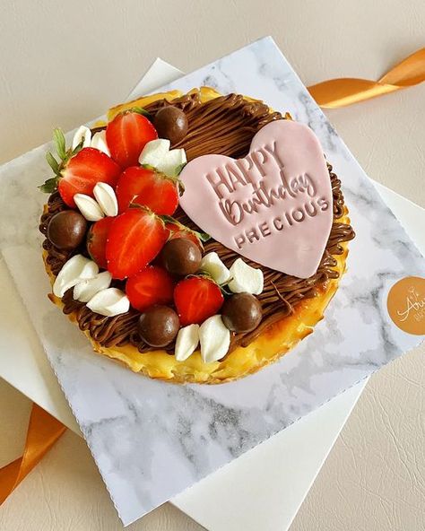 Arvo Bakes on Instagram: "HBD Precious💝💝 In frame: original burnt cheesecake topped with Nutella and mixed toppings, also fondant topper🔥 Size: ø15cm Also available in size ø20cm . . What's included when you order a box of our cheesecake? You'll get ribbon, a greeting card, and a plastic knife👌 For info/order, kindly chat us thru whatsapp 0817-7003-0913 or click link in our bio🌟" Nutella Cheesecake Decoration, Cheese Cakes For Birthday, Cheesecake Decorating Ideas Birthday, Cheesecake Birthday Cake Decoration, Birthday Cheesecake Decoration, Basque Burnt Cheesecake Decoration, Burn Cheesecake Decorations, Cheesecake Decorating Ideas, Burn Cheesecake