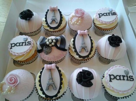 Paris Theme Cupcakes Ideas, French Themed Cupcakes, Paris Cupcake Ideas, Paris Theme Cupcakes, French Cupcakes, Travel Cupcakes, Coco Chanel Cake, Paris Birthday Cakes, Paris Cupcakes