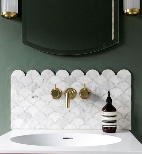 Mermaid Tile Bathroom, Scallop Tile Bathroom, Scallop Tiles, Mermaid Tile, Bathroom Splashback, Shell Mosaic Tile, White Marble Mosaic, Main Bathroom Ideas, Tile Splashback