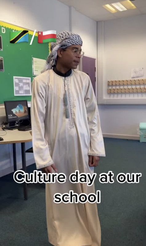 Culture Day Spirit Week, Culture Day Outfits, Cultural Day At School Ideas, Culture Day At School Ideas, Culture Day, Day Outfits, Spirit Week, At School, School Ideas