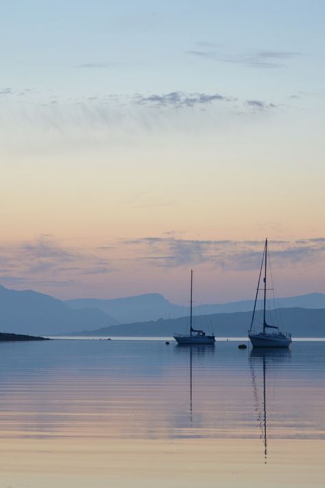 Water Photography, St Columba, Sailboat Painting, Ocean Pictures, Boat Art, Loch Ness, Boat Painting, Body Of Water, Water Art