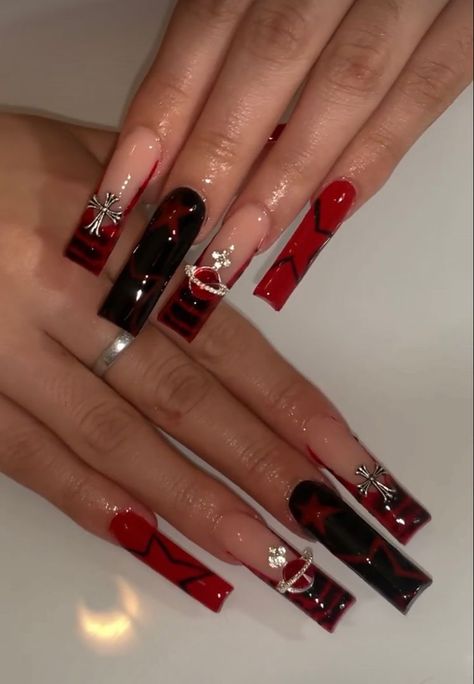 Cute Nails Acrylic, Insta Nails, Black Acrylic Nails, Punk Nails, Red Acrylic Nails, Goth Nails, Grunge Nails, Dope Nail Designs, Unique Acrylic Nails