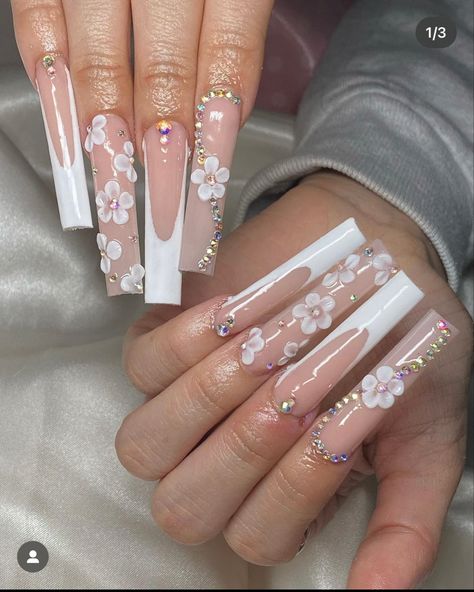 Xxl Nails, 3d Flower Nails, Long Nail Designs, White Acrylic Nails, Nails Design With Rhinestones, Long Acrylic Nails Coffin, Acrylic Nails Coffin Pink, Long Square Acrylic Nails, Coffin Nails Long