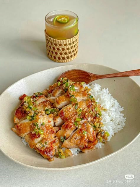 New Healthy Recipes, Chicken With Veggies, Rice And Chicken, Food Rice, Healthy Food Menu, Healthy Food Inspiration, Makanan Diet, Food Babe, Healthy Food Dishes