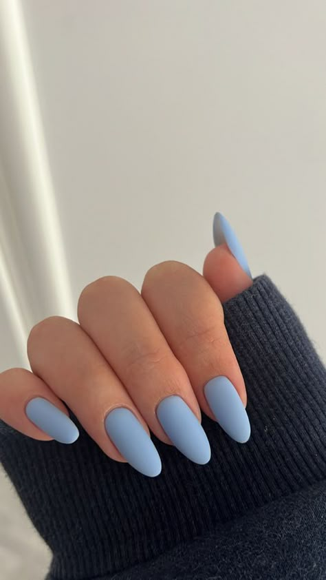 17 Gorgeous Blue Winter Nail Colors for 2023-2024 - thepinkgoose.com Cornflower Blue Nails, Nail Inspo Blue, Powder Blue Nails, Blue Nail Inspo, Matt Nails, Matte Nail Colors, Winter Nail Colors, Light Blue Nails, Indigo Nails