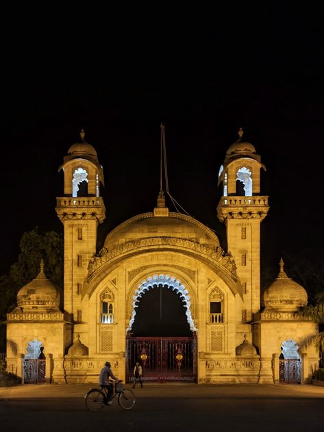 Beautiful entrance gate of Laxmi Vilas Palace (Vadodara, India) Sursagar Lake Vadodara, Laxmi Vilas Palace Vadodara, Maa Image Hd, Laxmi Vilas Palace, Beautiful Entrance, Maa Image, India Travel Places, Entrance Gate, Art Studio At Home