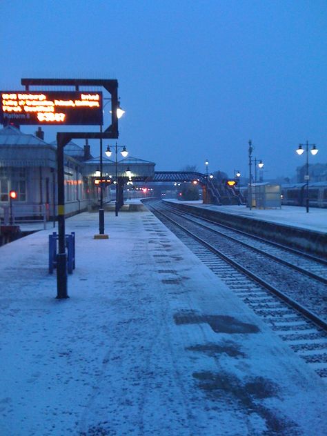 Stirling train station - Winter Snowy Train Aesthetic, Train In Winter Aesthetic, Train Winter Aesthetic, Russian Train Station, Train Aesthetic Winter, City Train Station, Snowy Train Station, Blue Train Aesthetic, Liminal Train Station